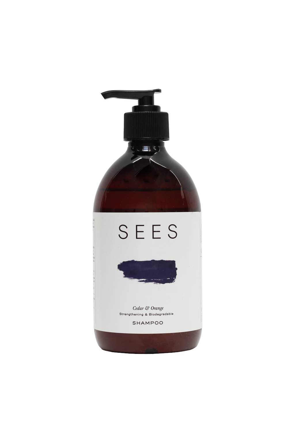 Biologisch abbaubares Shampoo mit Zeder & Orange von SEES