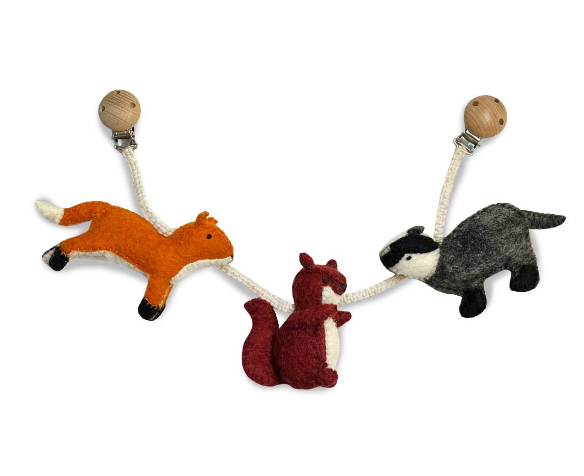 Kinderwagenkette Woodland handgemacht aus Wolle | Gamcha